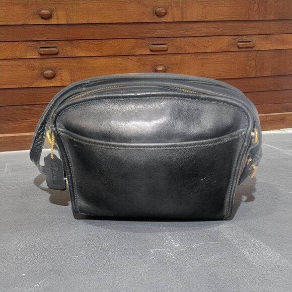 VTG Coach Metropolis Zip Bag 9087 Black Leather Brass 90s Costa Rica Hang Tag - Picture 9 of 10